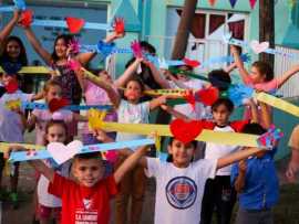 EL BARRIARTE SIGUE CONGREGANDO NIÑOS POR LOS BARRIOS