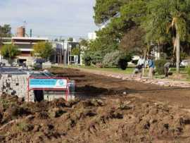 COMENZÓ LA OBRA DE LA PEATONAL