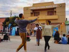 Música al atardecer en el Centro Cultural