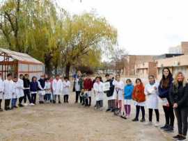 Visita del Ministerio de Bioagroindustria a la escuela José de San Martín