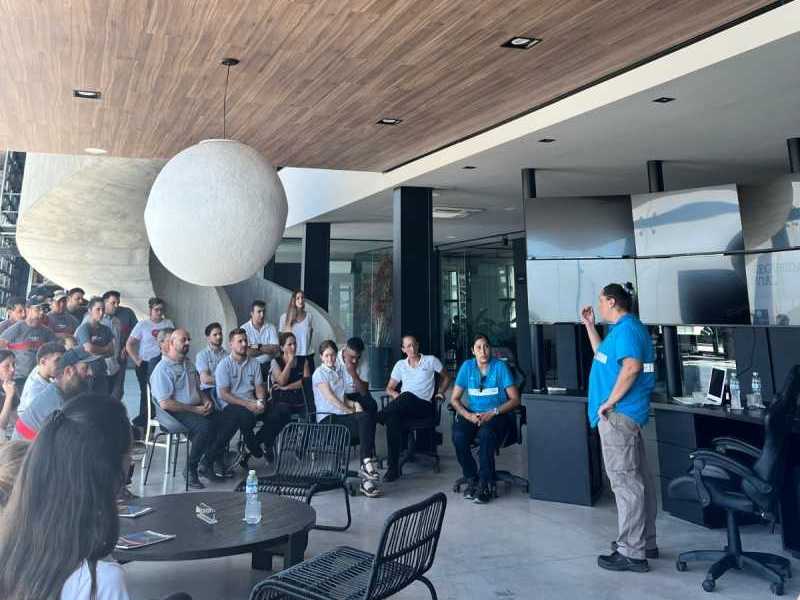 Capacitación para personal de empresas de ruta 11