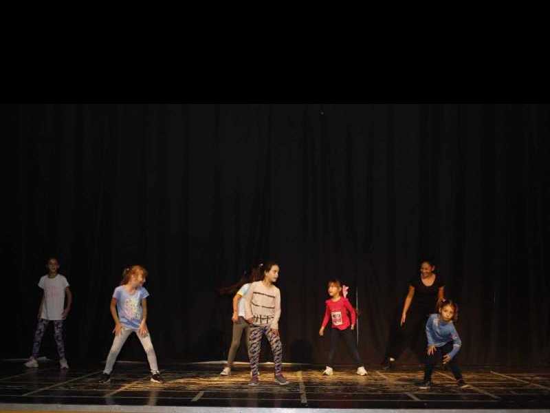 Taller infantil de ritmos latinos