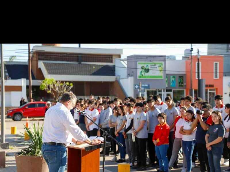 Compromiso con los valores y la identidad provincial