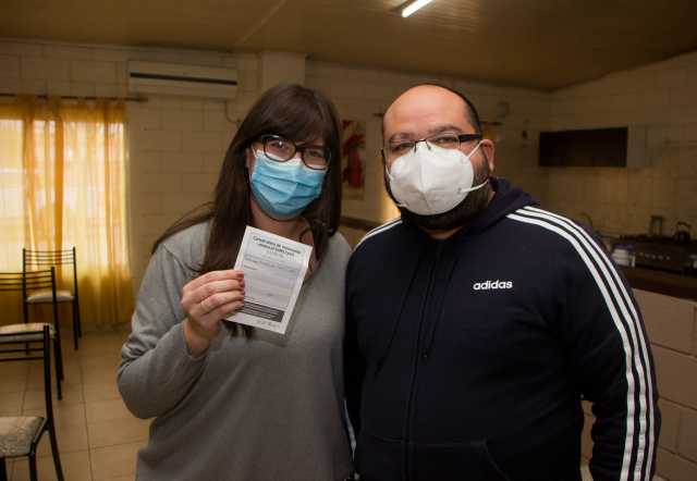 SEGUIMOS VACUNANDO, SEGUIMOS CUIDANDO LA SALUD DE TODOS Y TODAS