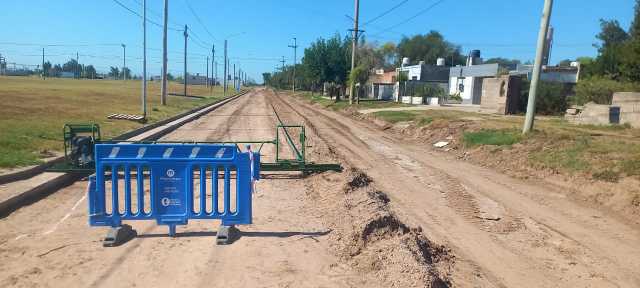 Nivelación y Compactación de suelo en calle La Pampa
